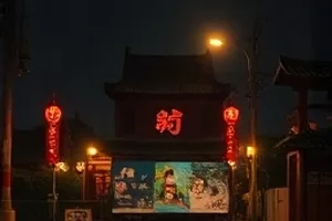 潮水退去后滩涂纹理的纪实画面